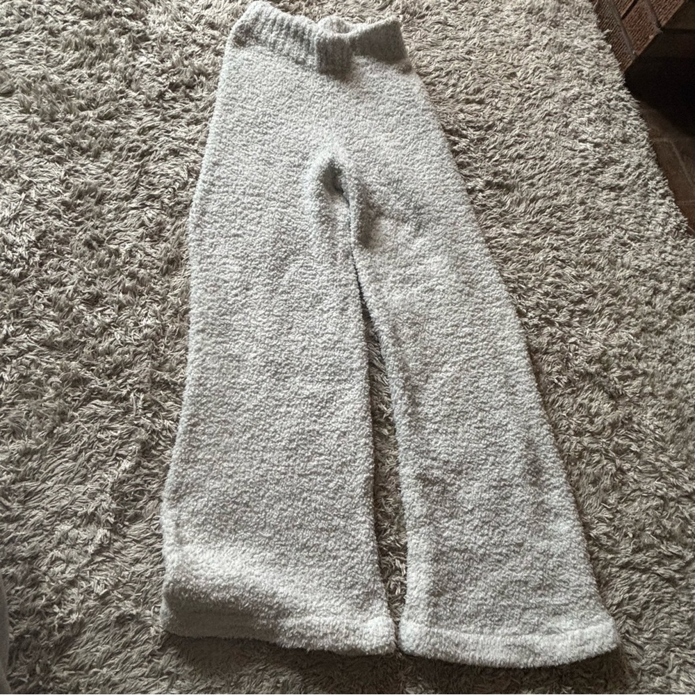 Skims White Fleece Lounge Pants - Picture 2 of 4